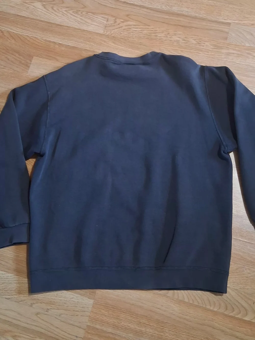 Nike Men's Black Crewneck Sweatshirt